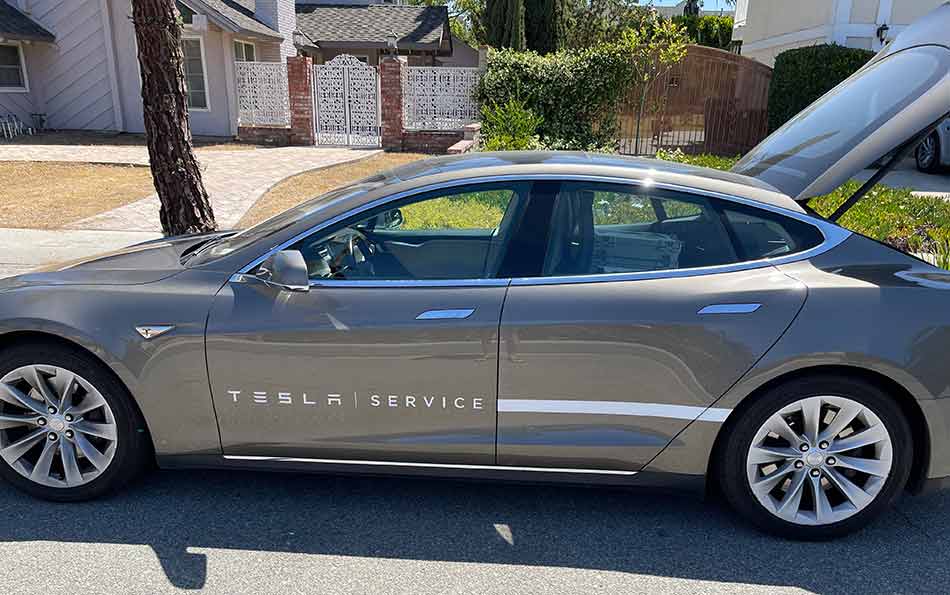 Tesla Mobile service vehicle